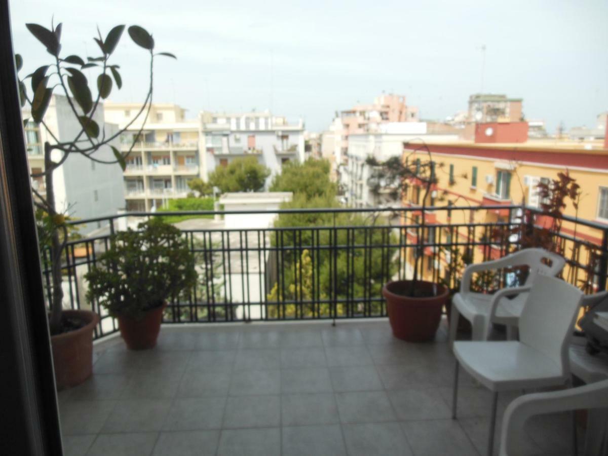 La Casa Degli Artisti Apartment Trani Luaran gambar