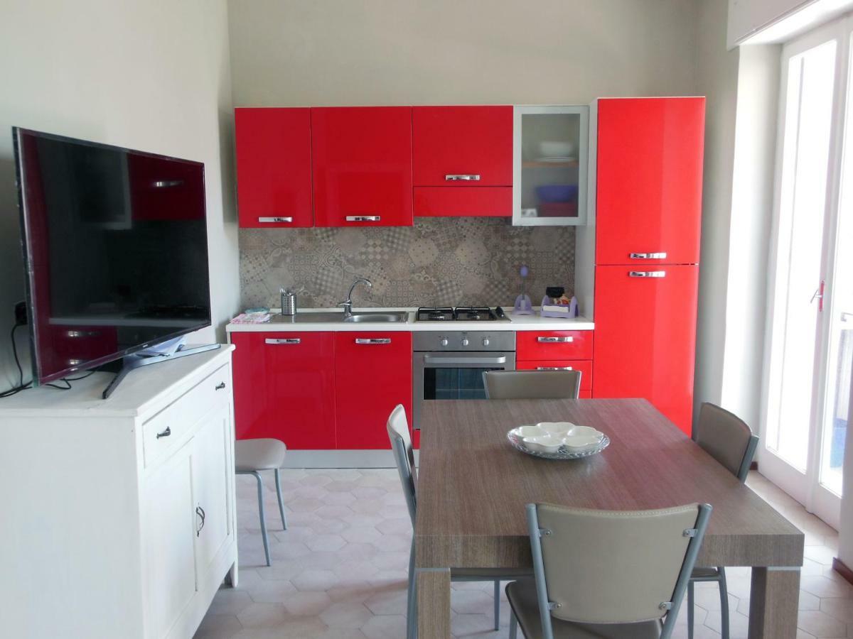 La Casa Degli Artisti Apartment Trani Luaran gambar